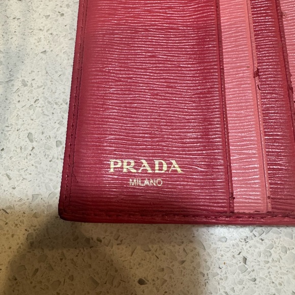 Authentic Prada Pink Wallet - Picture 5 of 5